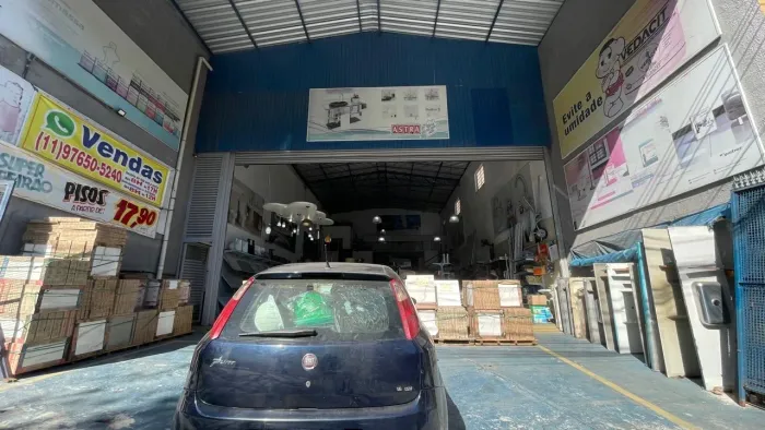 depósito mat. estocado fácil trabalhar 35 anos no local ! 