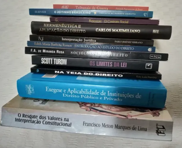 Livros jurídicos diversos (ler descrição)