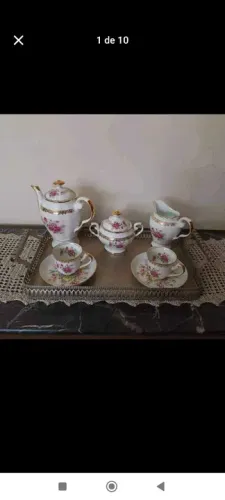 Jogo Antigo de Café em Porcelana (Téte à Téte)