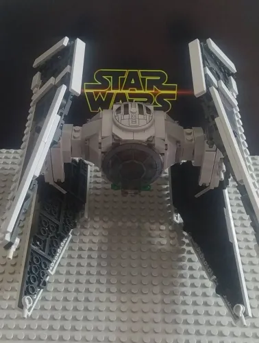 Nave TIE Interceptor Imperial - Star Wars (Blocos de montar tipo LEGO)