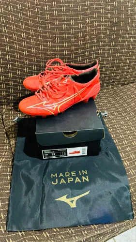 Chuteira Mizuno alpha made in japan 39