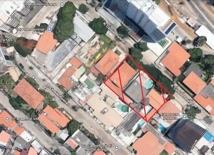 Terreno na Barra com 1.260 metros