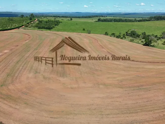 Fazenda à venda com 71 alqueires na região de Bauru-SP