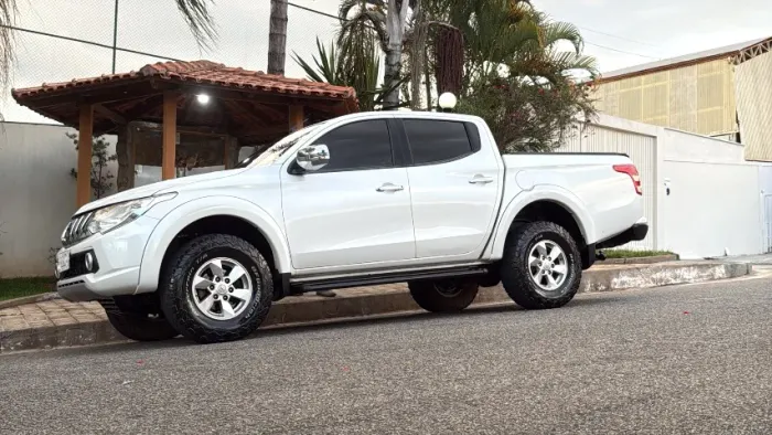 Mitsubishi L200 Triton Sport HPE 2.4 CD Diesel Aut. 2017