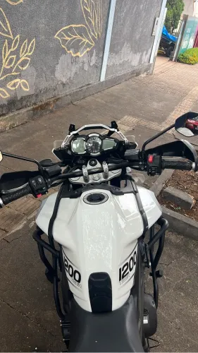TIGER TRIUMP 1200cc 