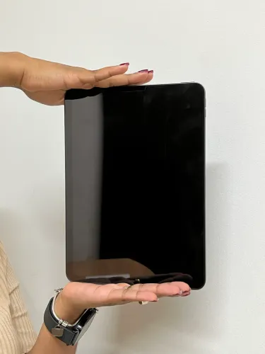 iPad Air 5ª Geração (256 GB, Wi-Fi)