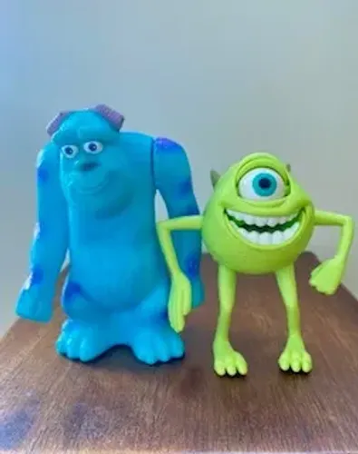Bonecos Monstros S A