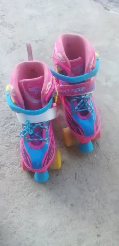 Patins quad rosa do 35 ao 38