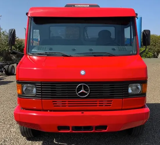 Mercedes-Benz 710 2012 no chassis