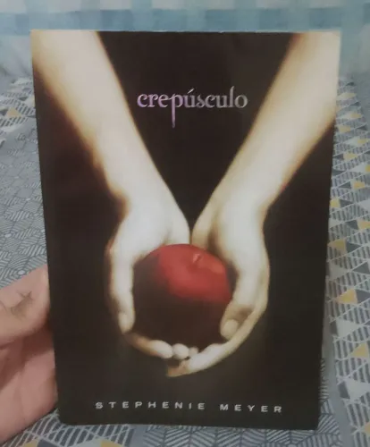 LIVRO CREPÚSCULO