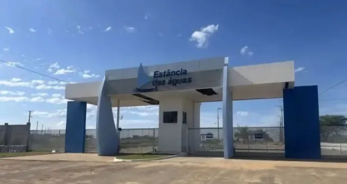 Terreno Cond. Estância das Águas, Segunda Etapa.Tel: *