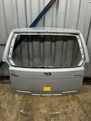 Tampa Traseira Fiat Idea - RS Auto Peças