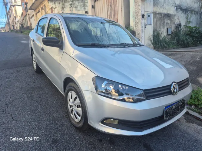 Voyage Trendline 1.6 2016 muito novinho