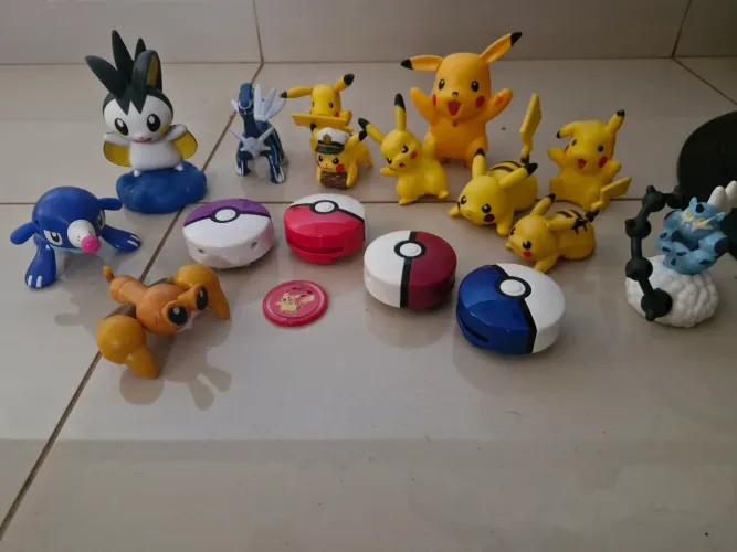 Coleção de Miniaturas Pokémon