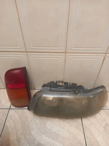 Farol e lanterna saveiro 2001