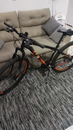 Bicicleta Top freio disco suspenção inteira, pouco uso, inteira