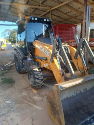 Retroescavadeira case 580n 2019