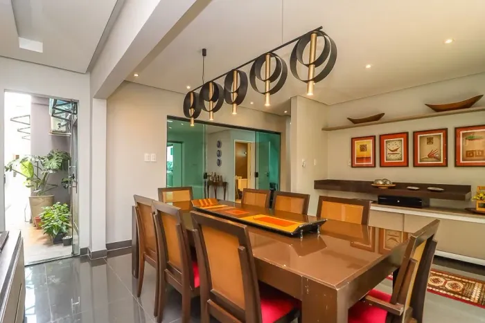 Casa à venda no Cidade Jardim 1 , 3 suítes porteira fechada
