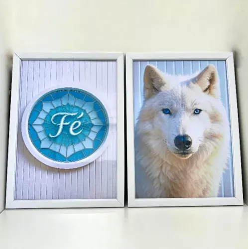 Kit 2 Quadros Decorativos - Fé & Lobo Branco