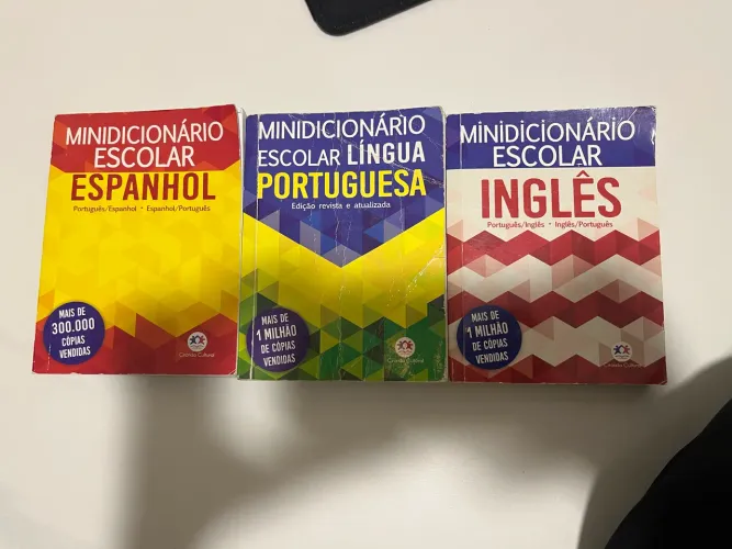 3 dicionários