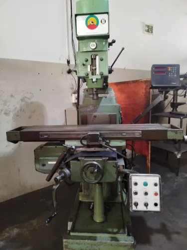 Vendo Fresadora ISO 40