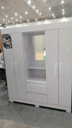 Guarda Roupa Isabelly 4 Portas Capelinha C/Espelho Branco/Branco - Montagem Grátis