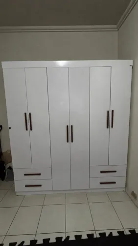 Guarda roupa
