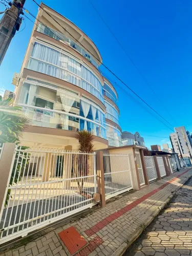 Lindo apartamento em BALNEÁRIO PIÇARRAS!
