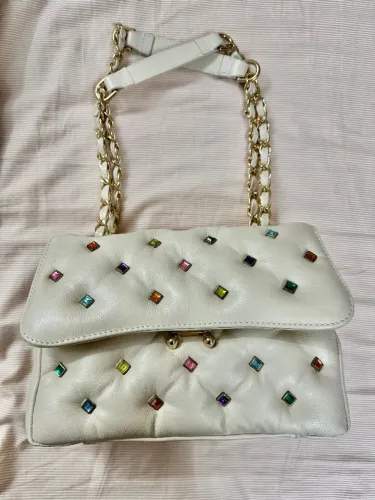 Bolsa Média Arezzo com pedras coloridas 