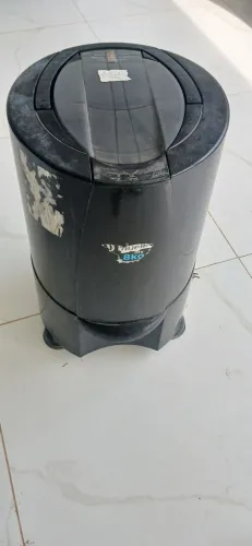 VENDE-SE ESSA CENTRÍFUGA