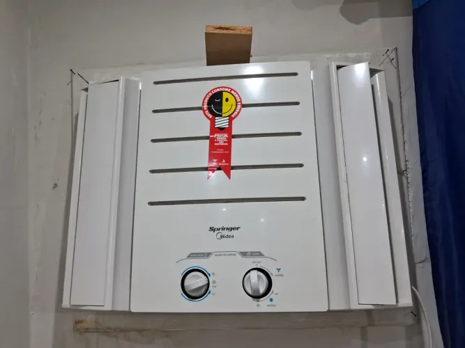 Ar condicionado 7500 BTUs Midea
