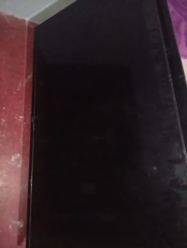 Vendo tv para retirada de peças 