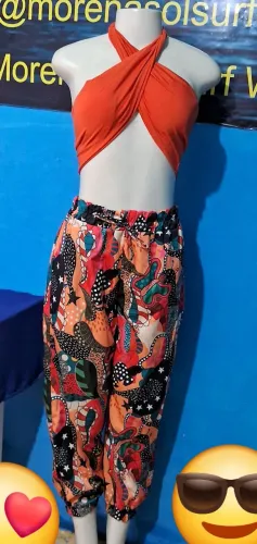 Calça inspiração farm e cropped 