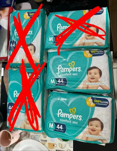 2 pacotes de fralda Pampers tamanho M - Confort Sec - 44 tiras/cada