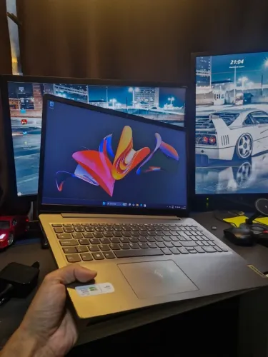 lenovo IdeaPad 3 | 11° Gen, Tela FHD, M.2 256GB - Praticamente Novo