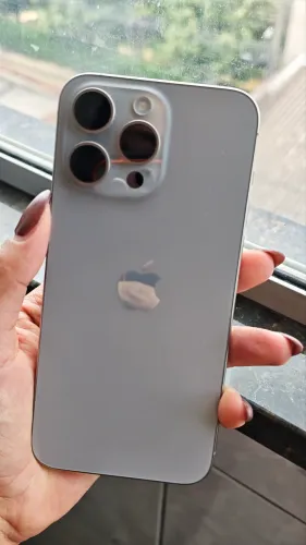 Vendo iPhone 15 pro Max 256gb