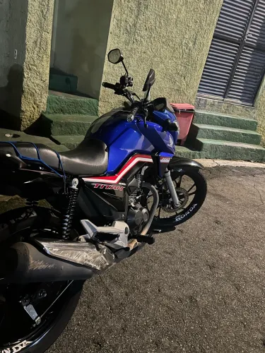 Titan 160 azul a venda