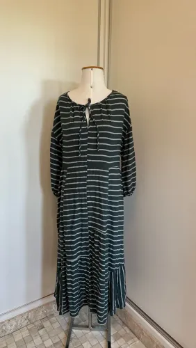 Vestido Maria Filó Longo Listrado Verde - Tam. G