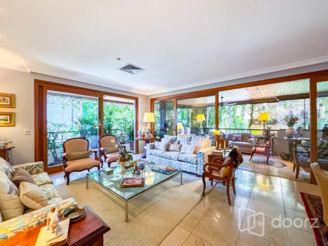 Imóvel na Antonio Parreiras com 4 dormitórios e 333m²
