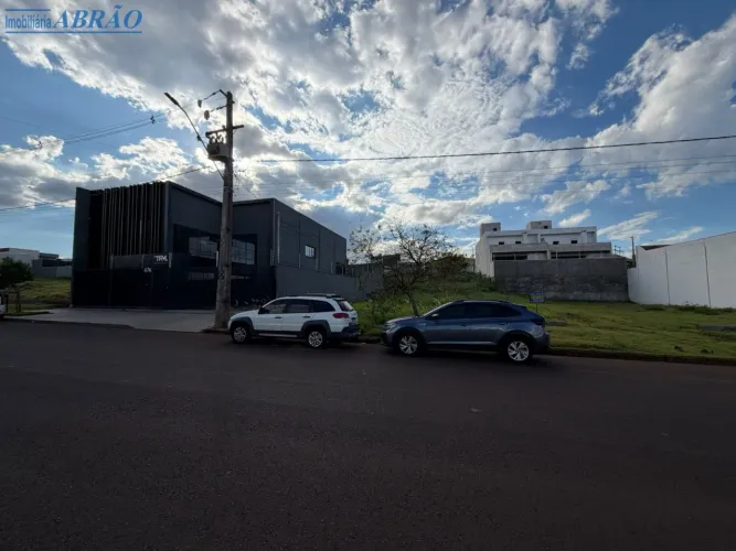 Terreno Comercial à venda localizado na Avenida Valdecir de Brito,644 Jardim Espanha, Mari