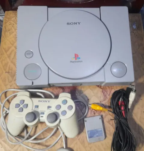 Playstation 1 Picostation com 60 jogos