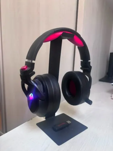 Fone Headset Sem Fio Nomen Pro H838-pro Redragon Preto