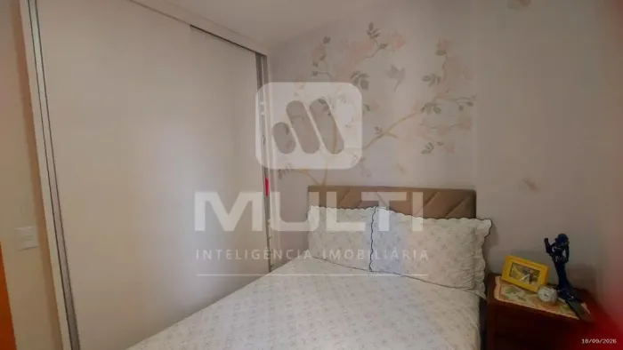 Apartamento - CENTRO
