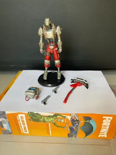 Fortnite AIM McFarlane 