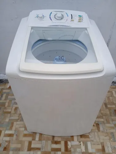 MÁQUINA DE LAVAR ELECTROLUX EXCELENTE ESTADO ( TENHO VIDEO )