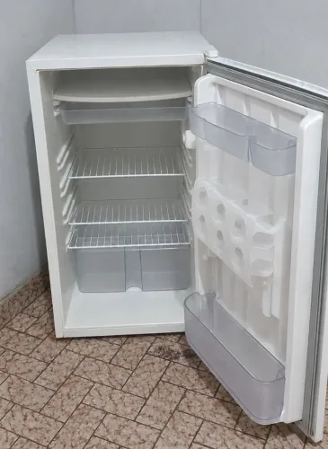 ? VENDE-SE FRIGOBAR CONSUL!?