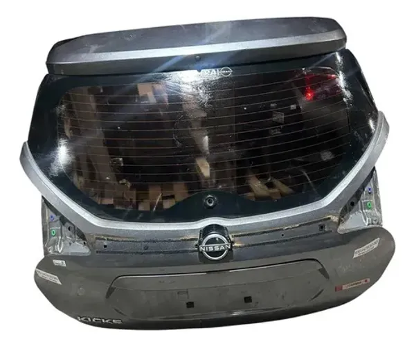 Tampa Traseira Porta Mala Nissan Kicks Active 2023 Cinza