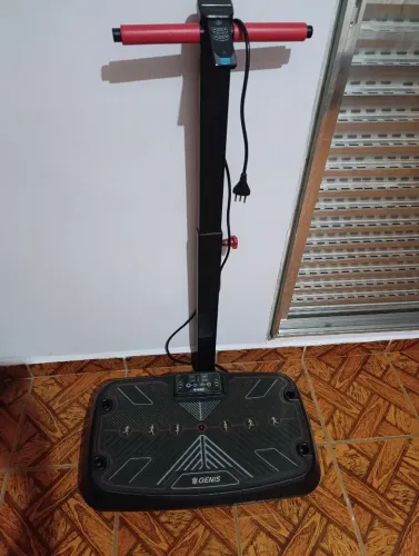 Plataforma Vibratória Genis - Energym Pro Polishop