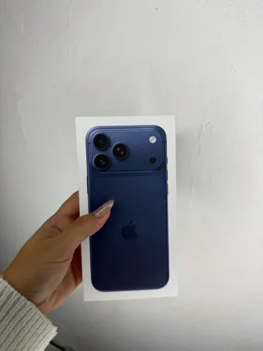 IPHONE 17 PRO MAX AZUL