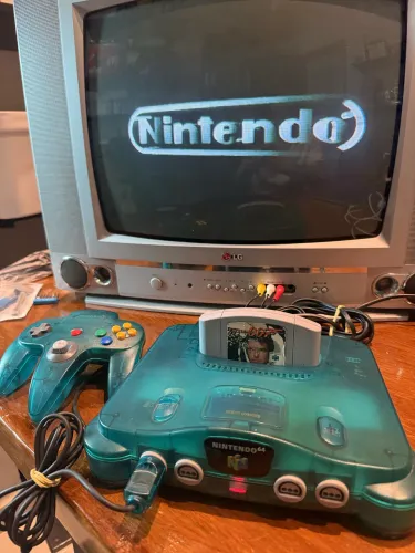 Nintendo 64 Anis + 007 Golden Eye